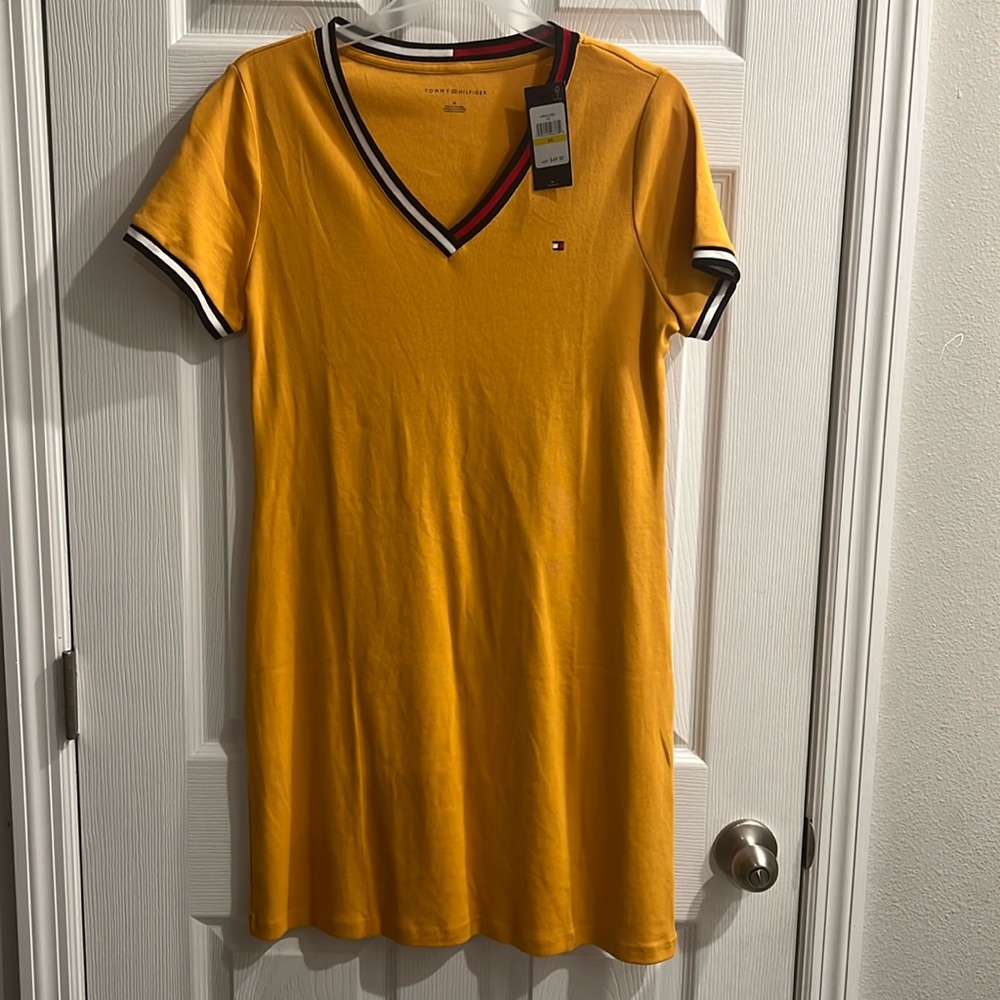 Tommy Hilfiger Gold Ribbed Sheath Dress V neck